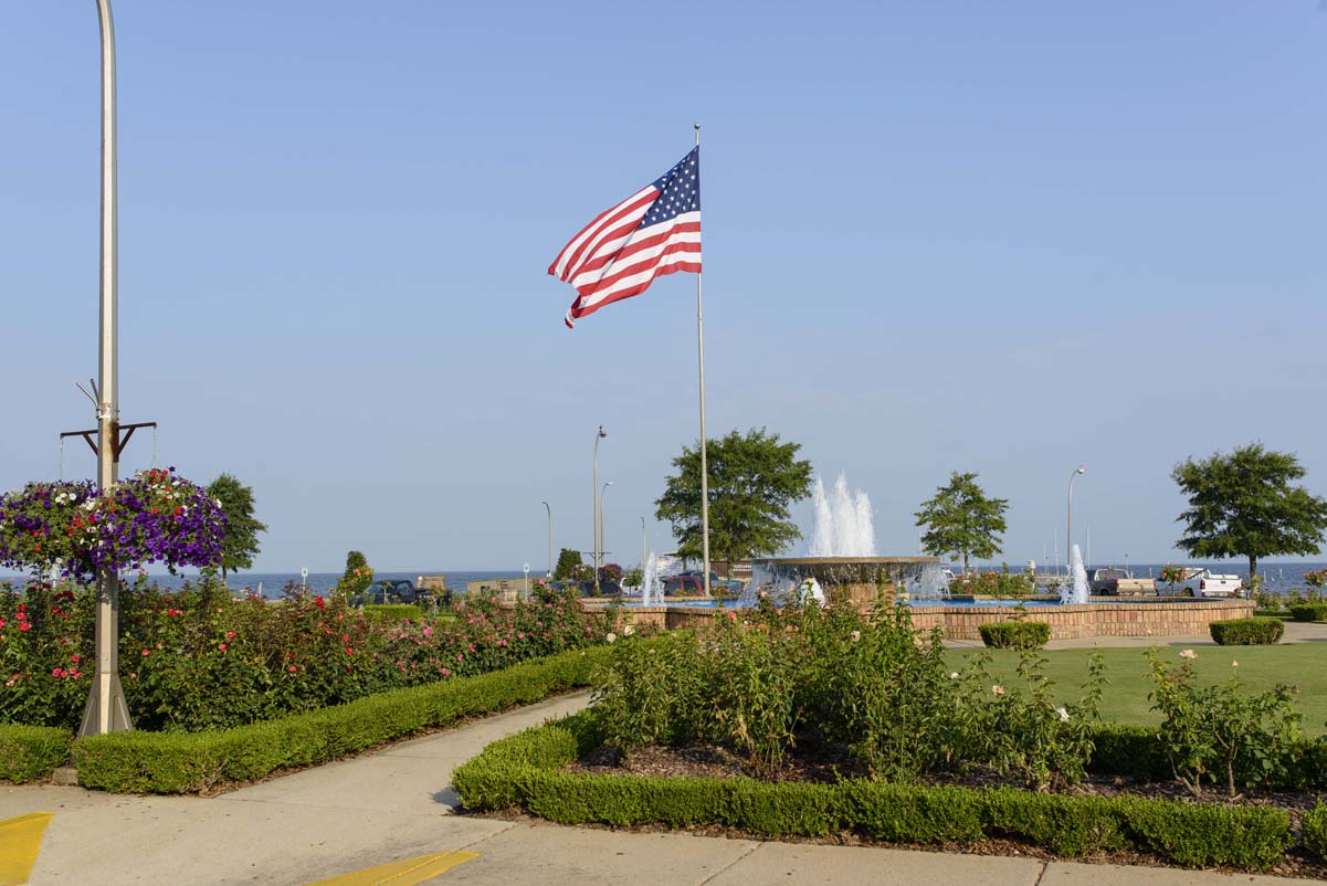 fountain at pier copy 2.jpg