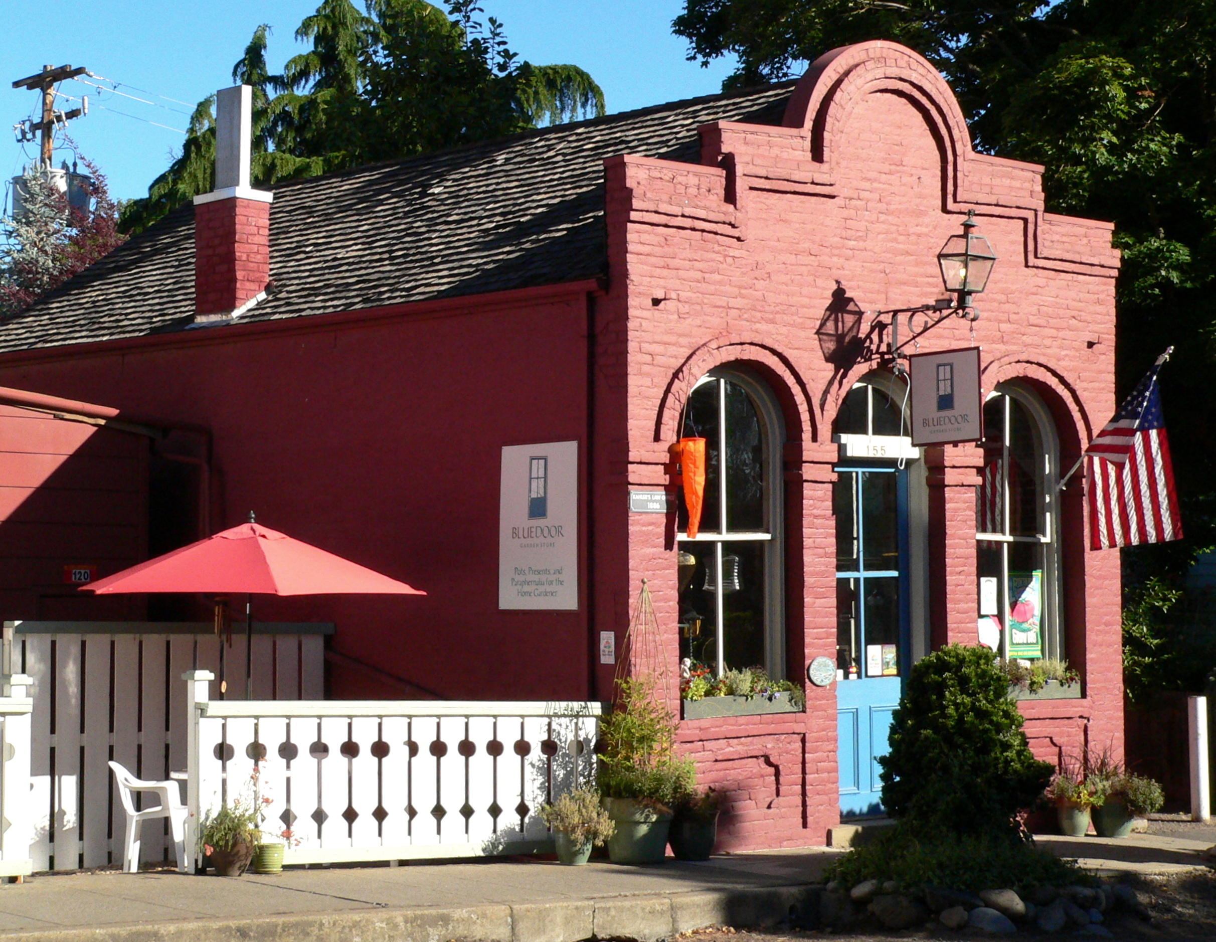 Bluedoor Garden Store
