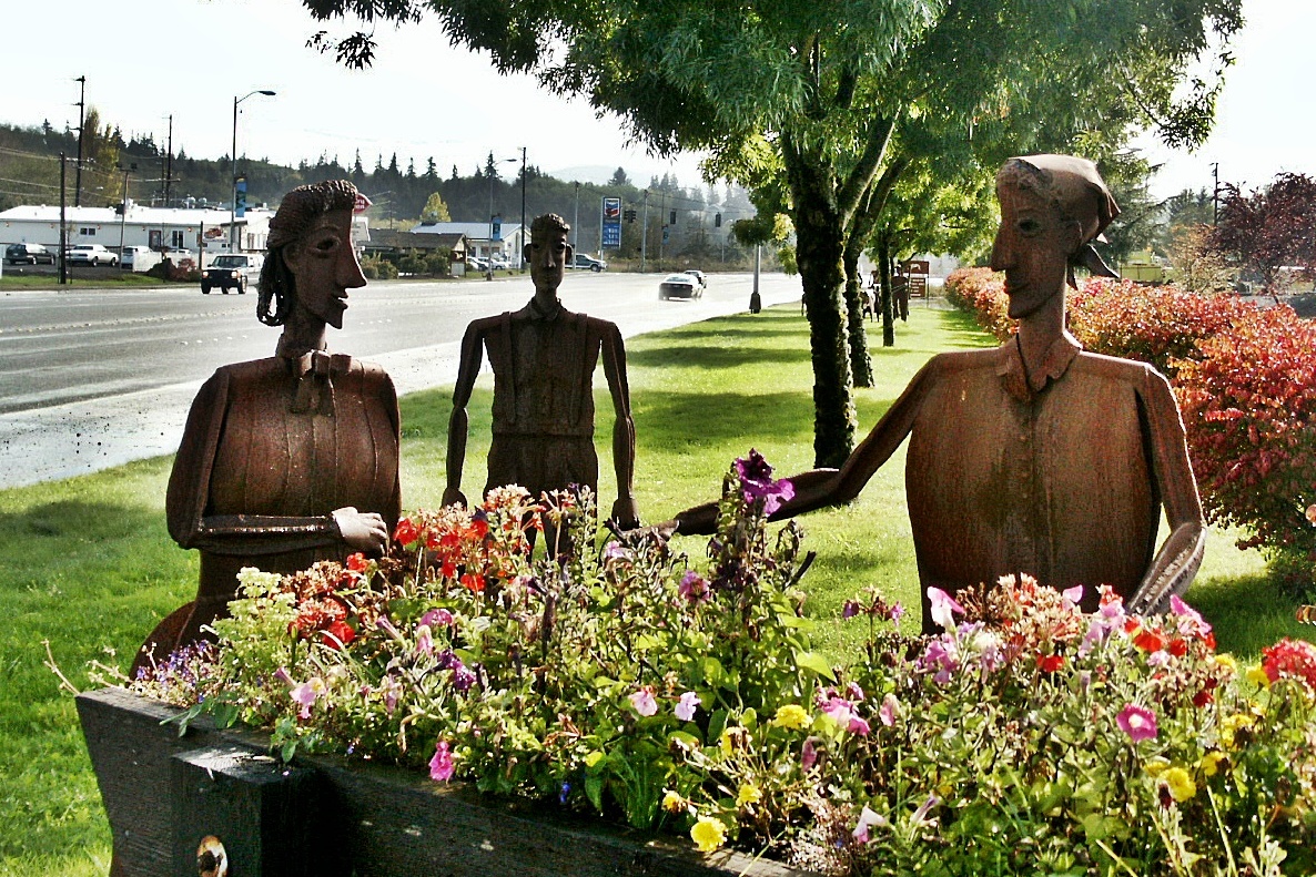 Rusty Steel Gardeners