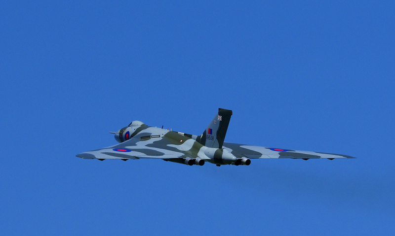 XH558 Departure