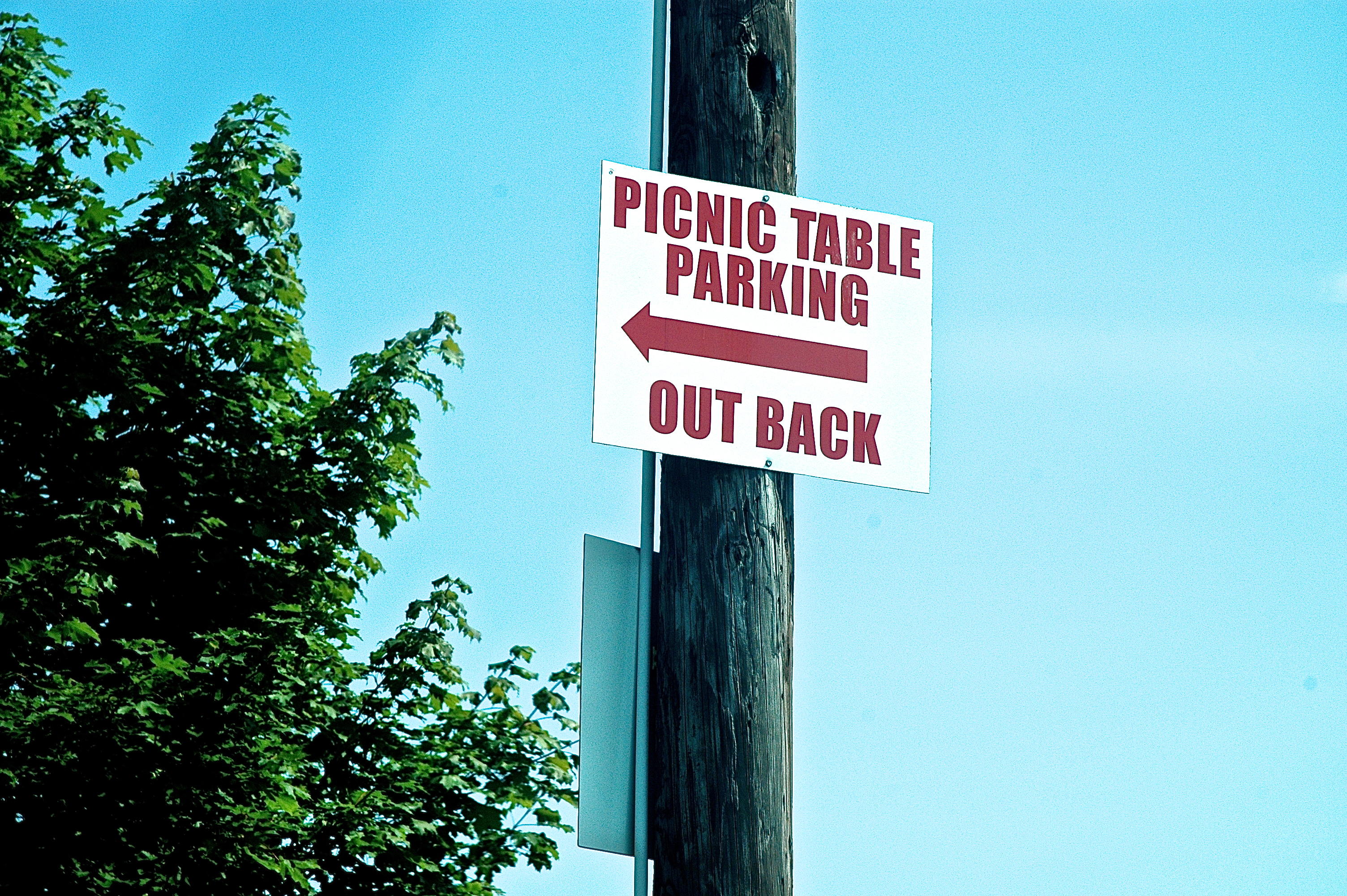 SO IF YOURE TOWING A PICNIC TABLE 483.JPG