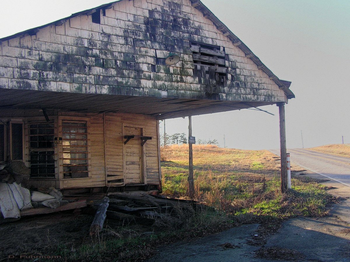 Long abandoned Building