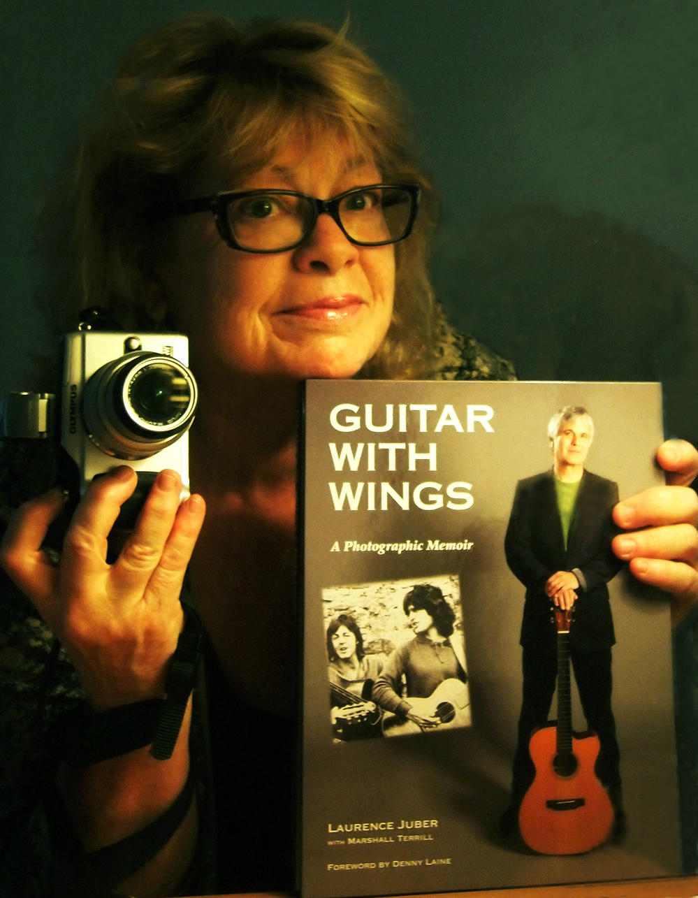 www.GuitarWithWings.com