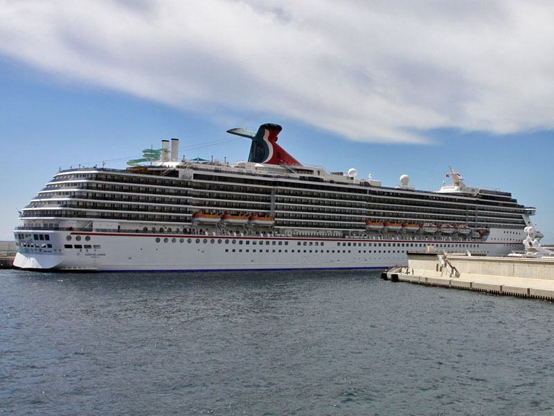 Cruise Ship