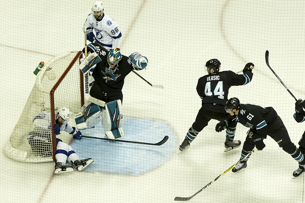 Luke Witkowski in the net