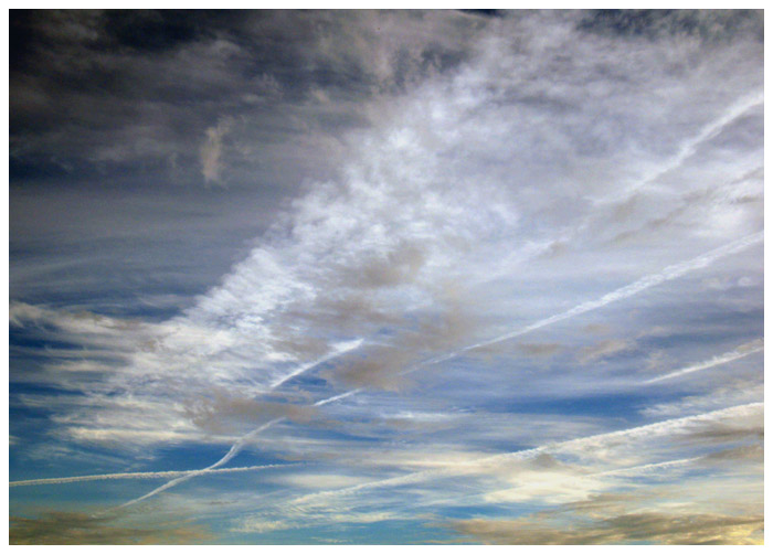 Massive chemtrail spraying