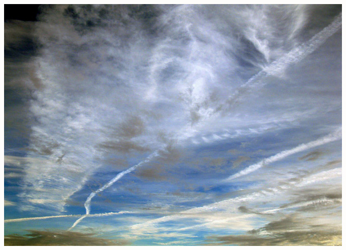 Massive chemtrail spraying