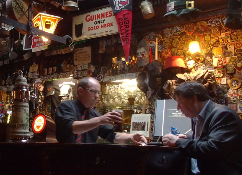0189: In Dublins oldest pub