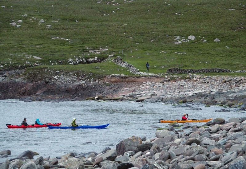 2165 Kayakers at Mousa