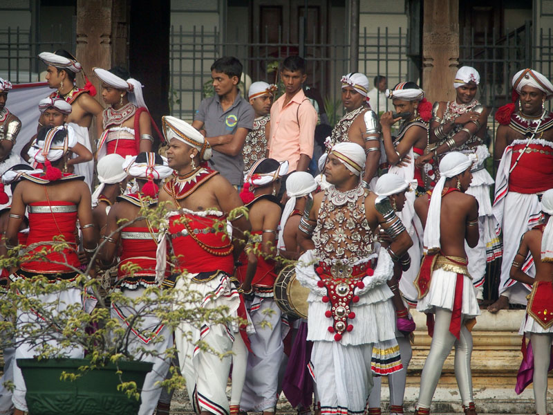 4333: Preparing for the festival parade