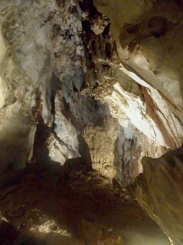 2220: In the Indian Cave