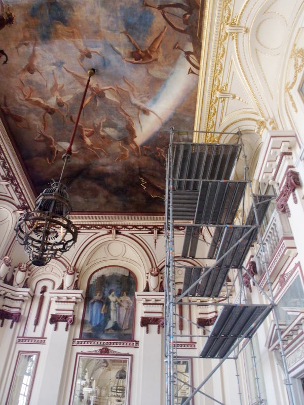 1537: Painted ceiling