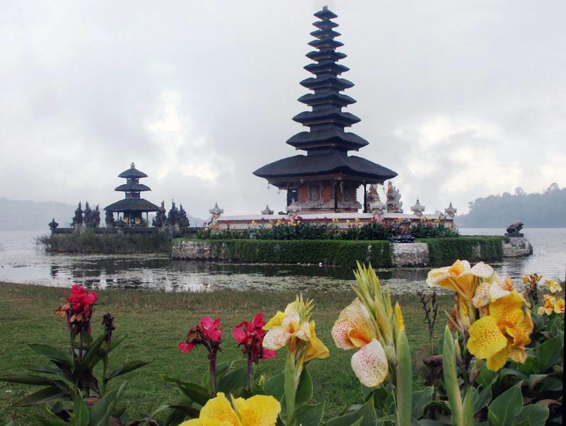 Pura Ulun Danau, Bali