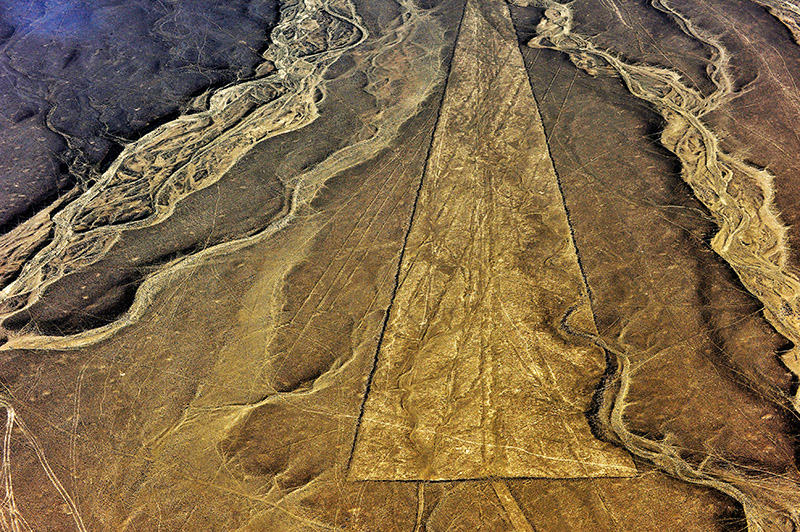 Trapezoids.Nazca lines