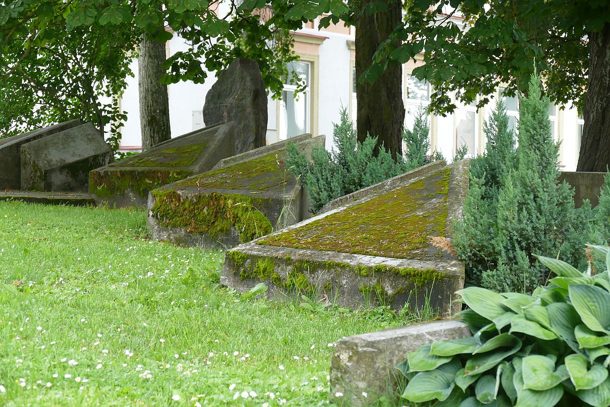 Kandava