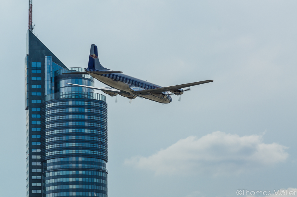 Douglas DC-6B