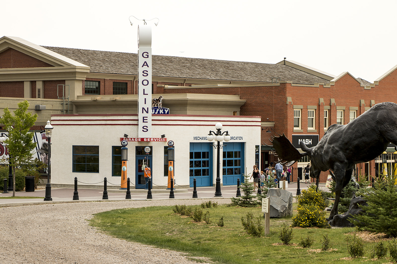 Husky Service Station