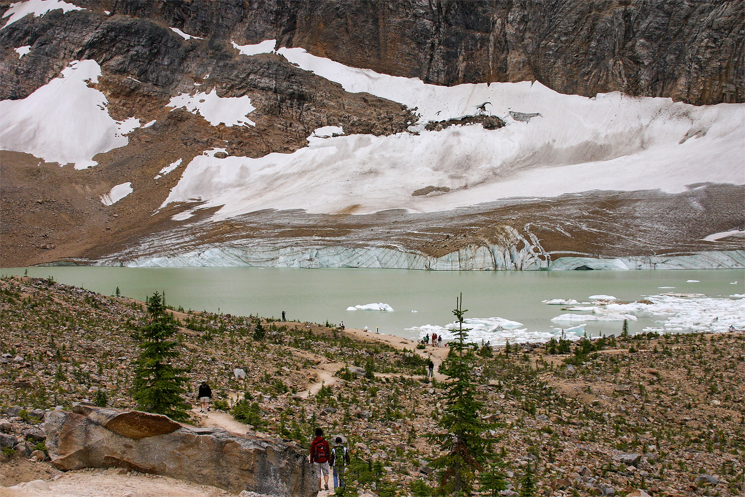 Mount Edith Cavell Glacial Lake