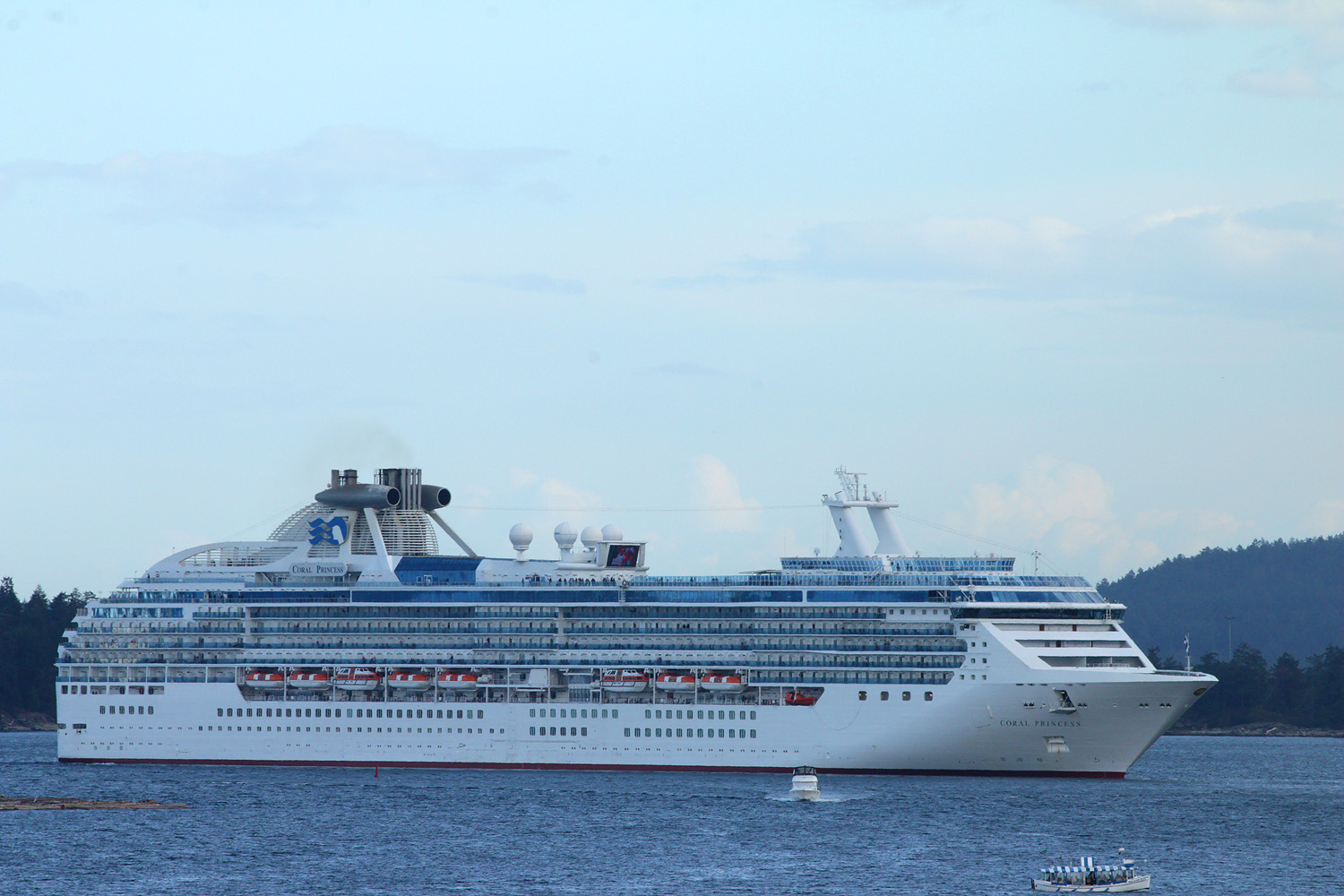 Coral Princess leaving Nanaimo 
