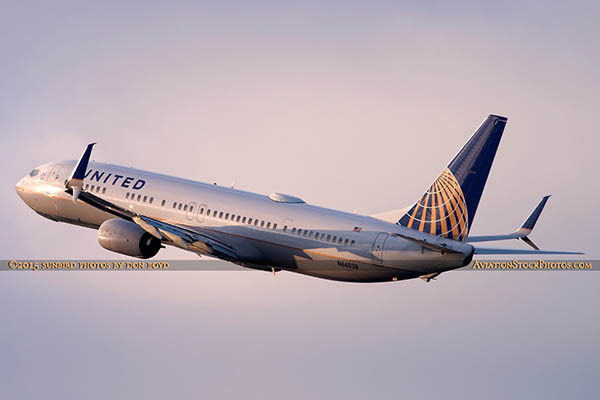 2015 - United Airlines B737-924ER N66828 rare takeoff on runway 28 at TPA aviation airline stock photo #9381