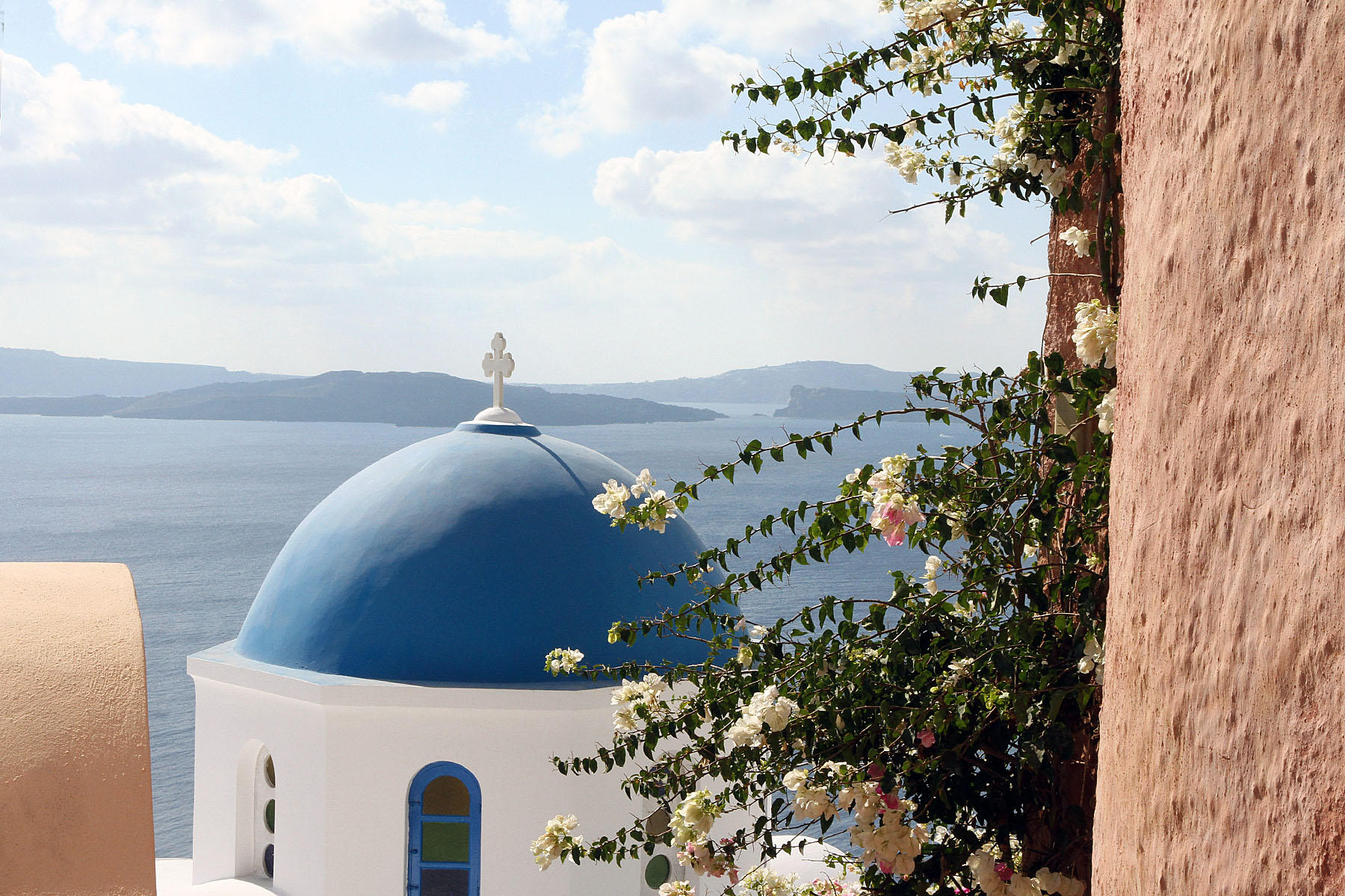 One of 2 blue domes frequently photographed by visitors