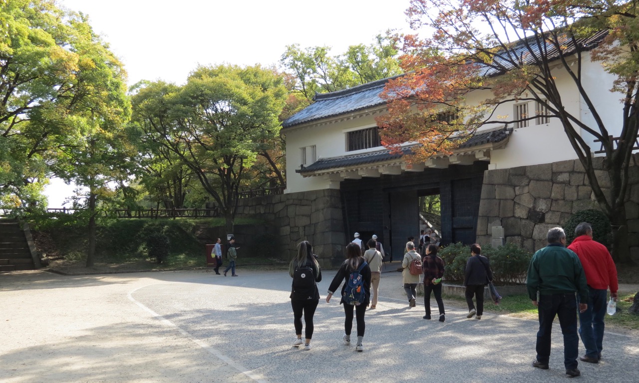 Aoyamon Gate