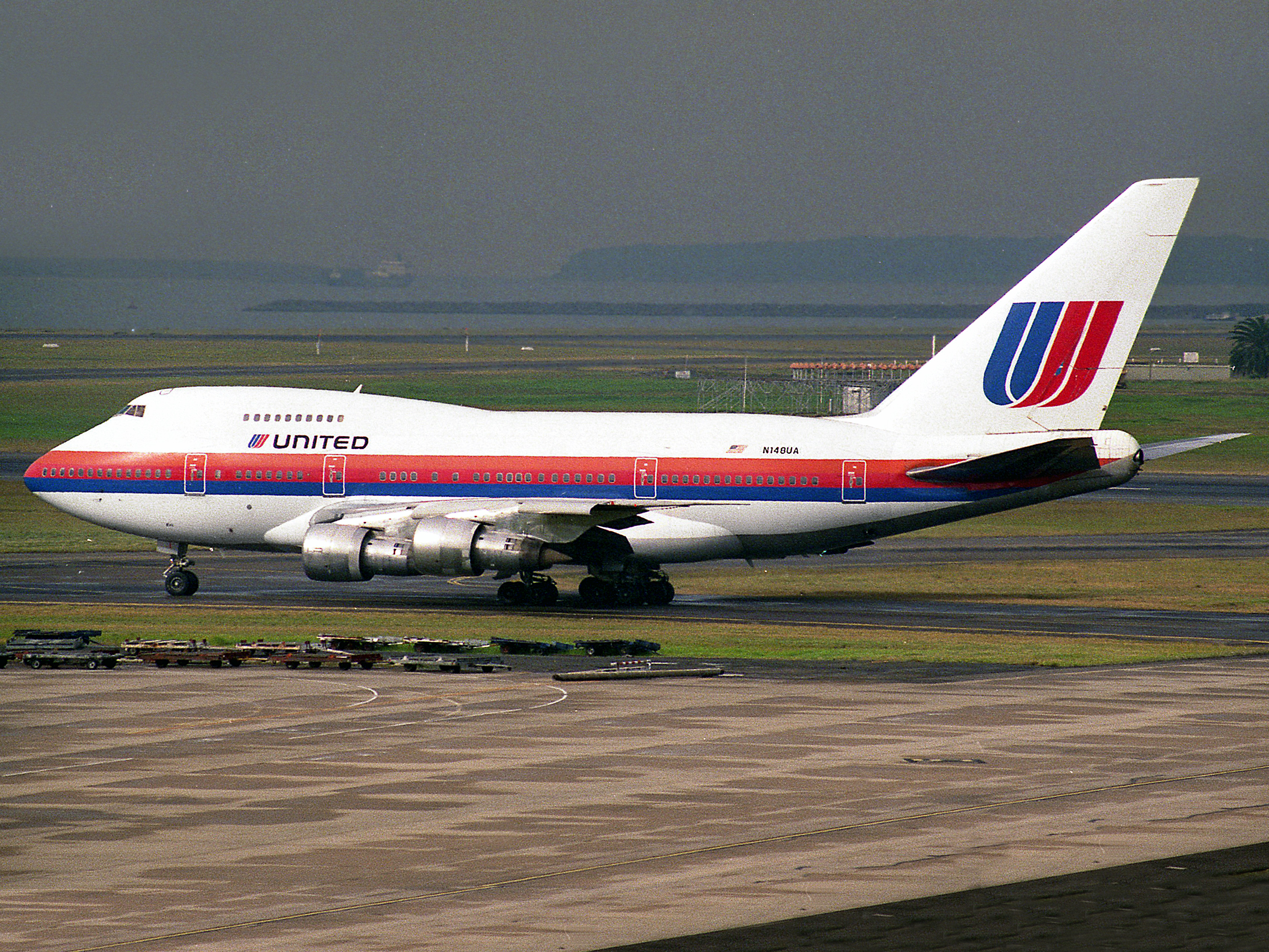 B747-SP  N148UA