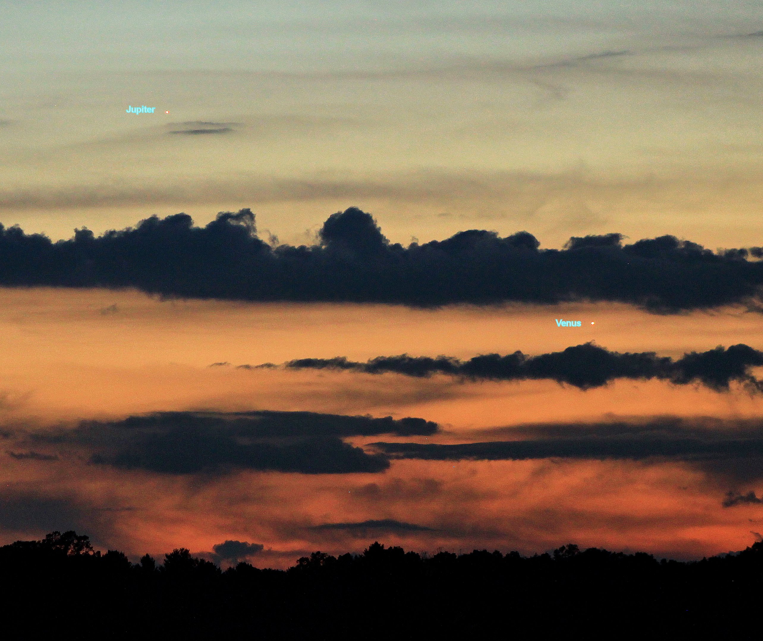 Jupiter &  Venus on August 27th They Will Be Less  than  apart 