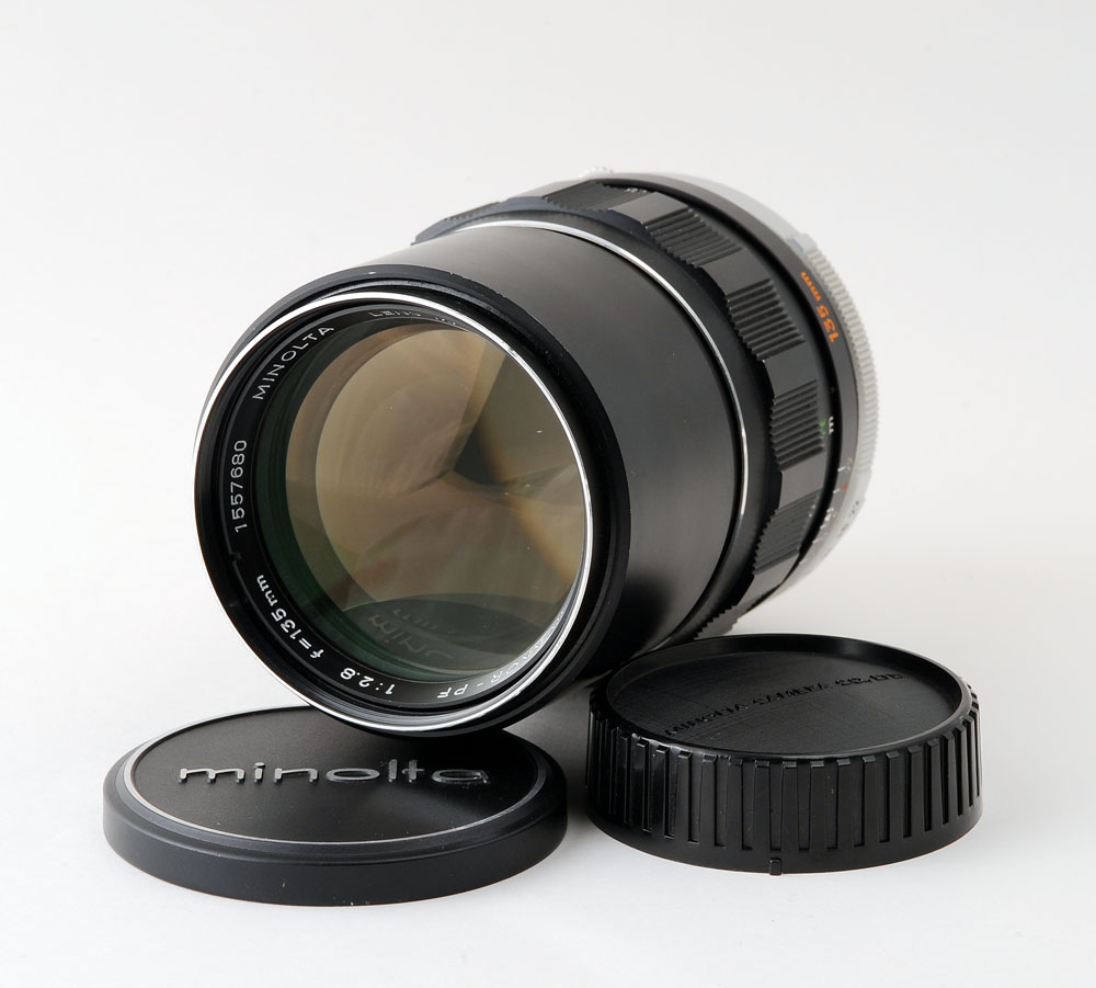 01 Minolta Rokkor PF MC Tele 135mm f2.8 Lens MD.jpg