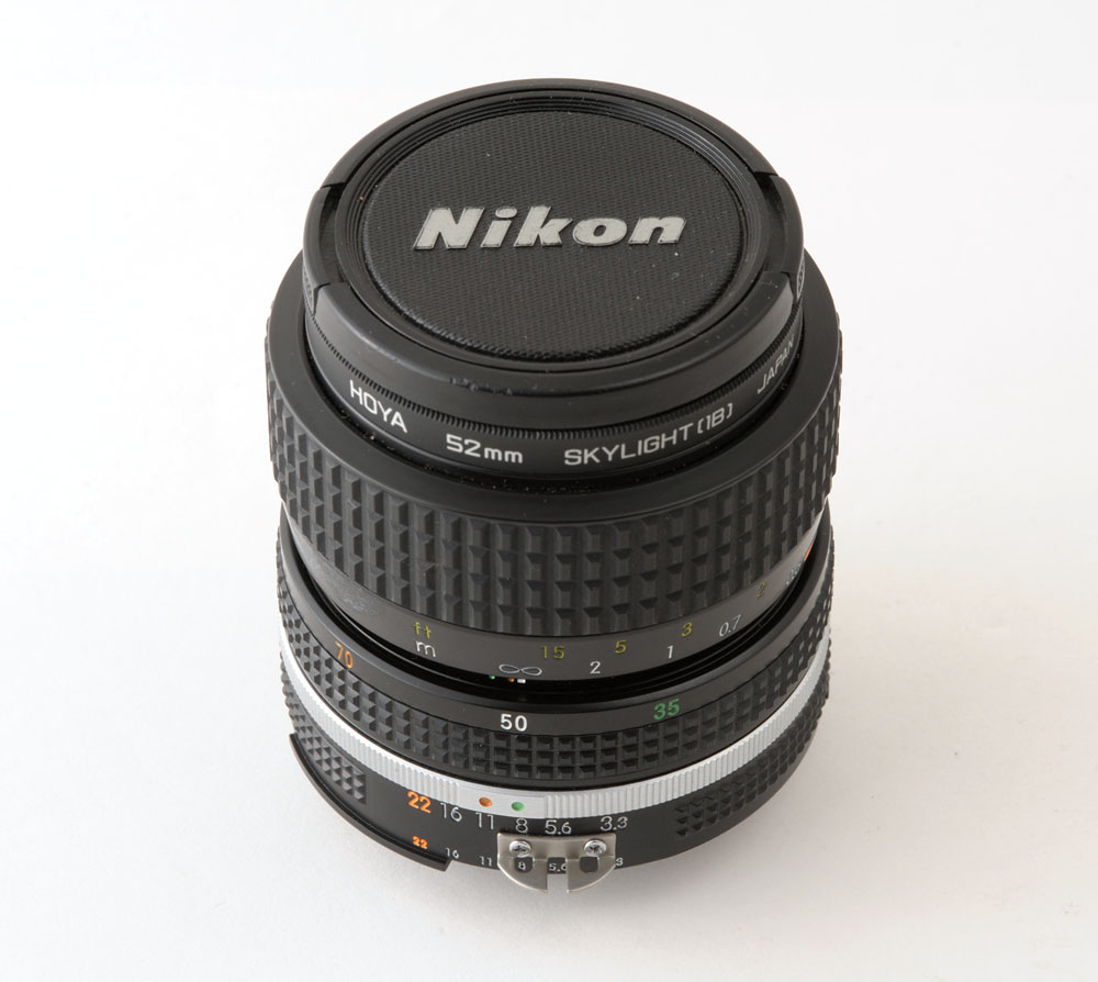 08 Nikon Nikkor 35-70mm f3.3~4.5 AIS Zoom Lens.jpg