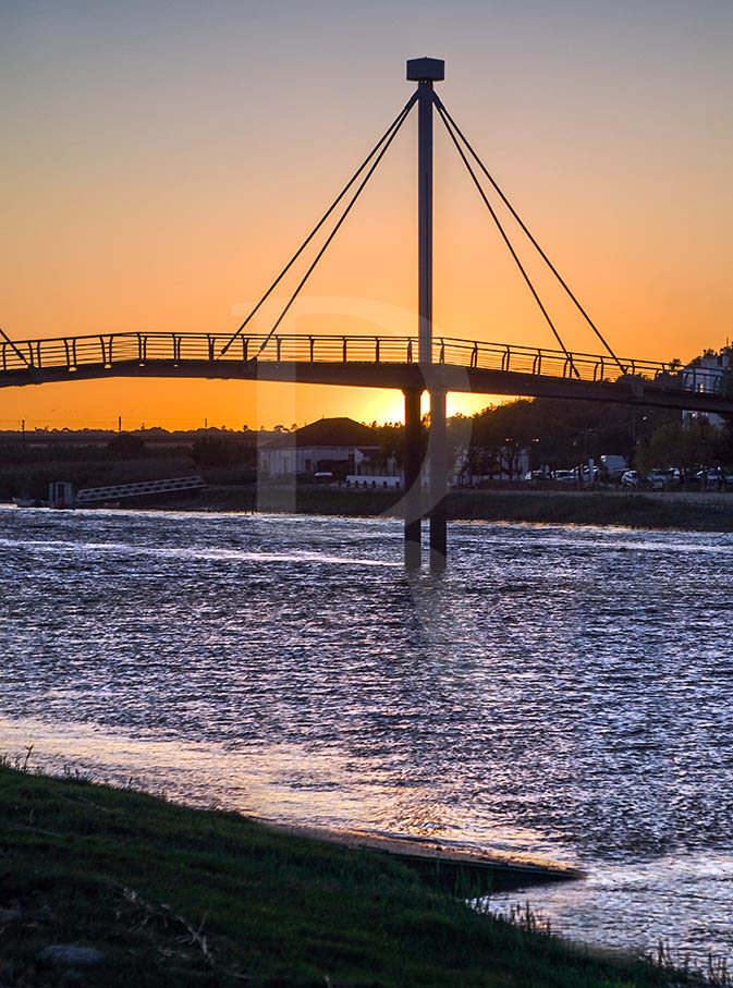 A Ponte Pedonal de Alccer