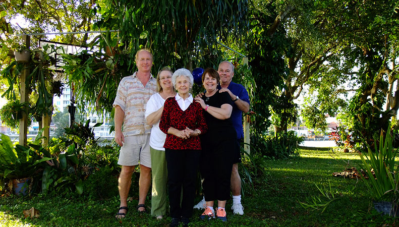 December 2014 - Jim Hager, Wendy, Esther, Karen and Don in Wendy and Jims backyard