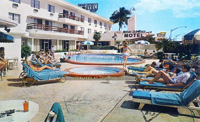 1960s - the pool deck area at the Miami Skyways Motel across from the airport on LeJeune Road