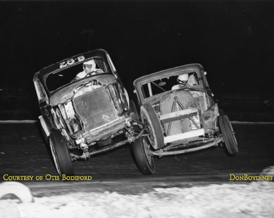 1952 - Otis Bodiford on the right while racing at Hialeah Speedway
