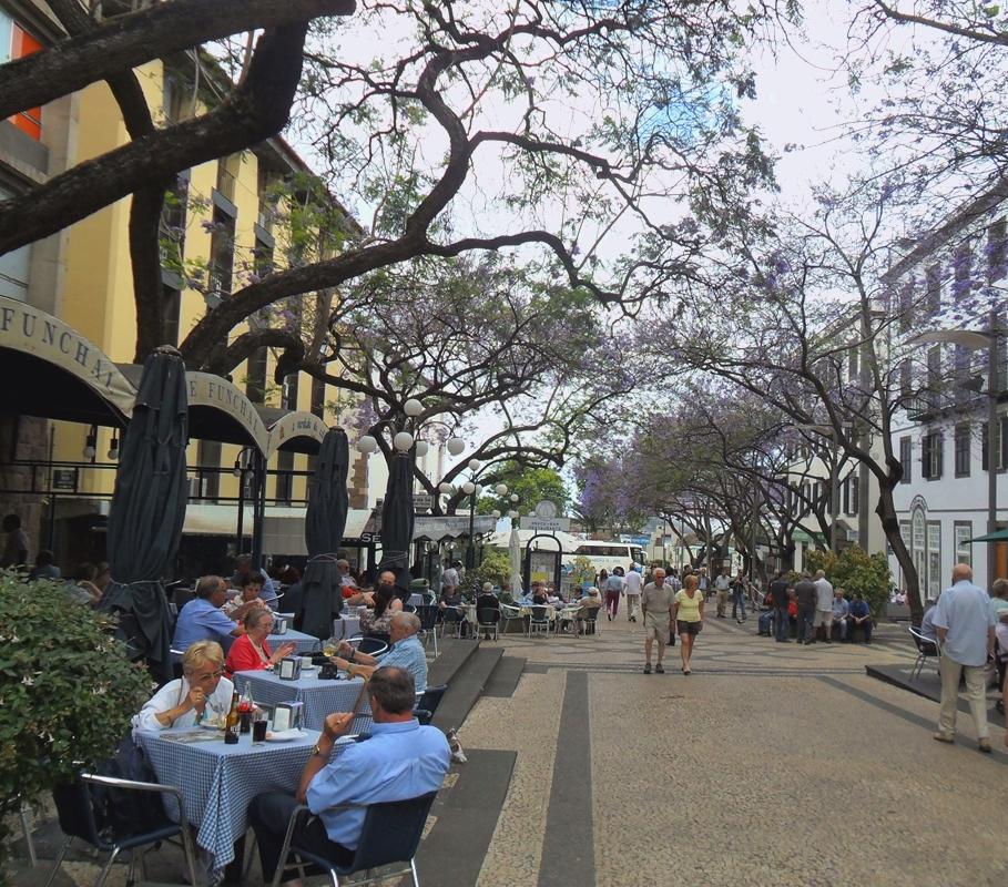 THE ALFRESCO DINING STREET