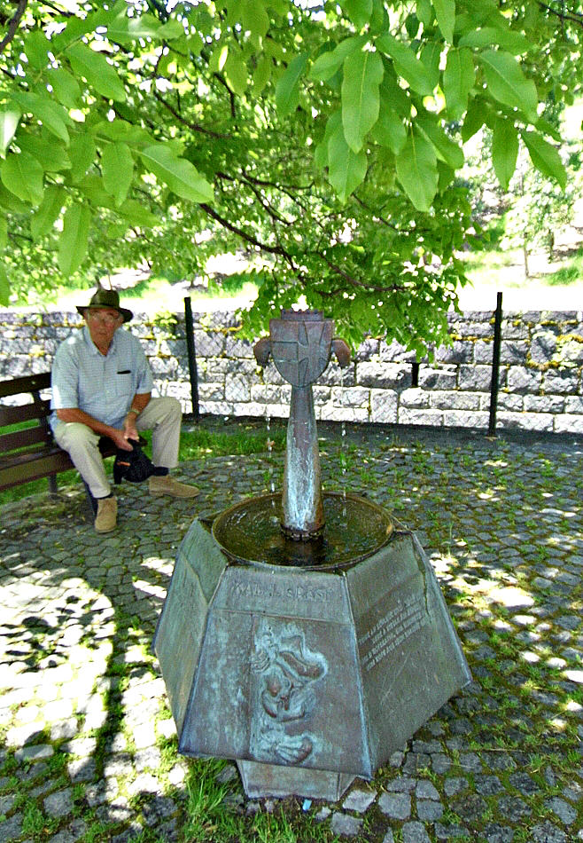 METAL FOUNTAIN