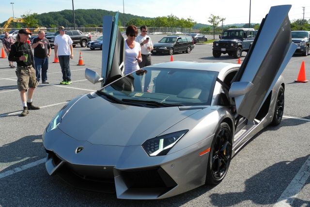 Lamborghini Aventador (8617)