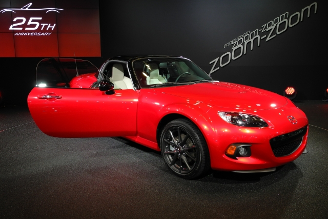 2014 Mazda MX-5 Miata 25th Anniverary Special Edition (1894)