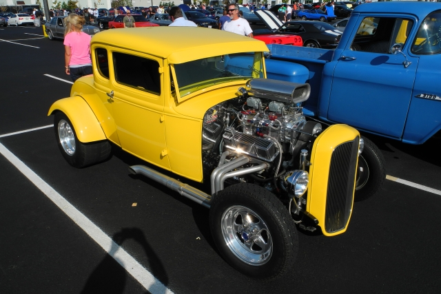 Street rod (3556)