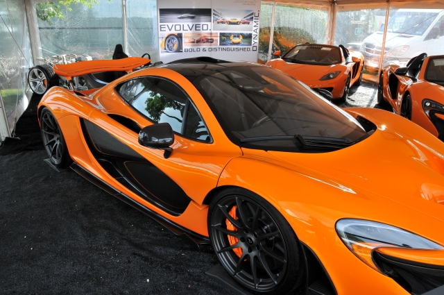 2015 McLaren P1 (8550)