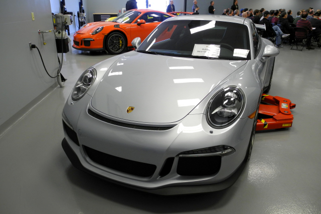 2016 911 GT3 (9056)