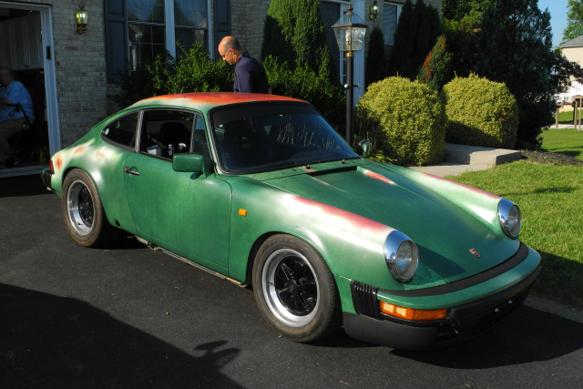 PCA-CHS 2016 Tour No. 7 -- Southern Garage Crawl, Garage No.1, wrapped 911 (8431)