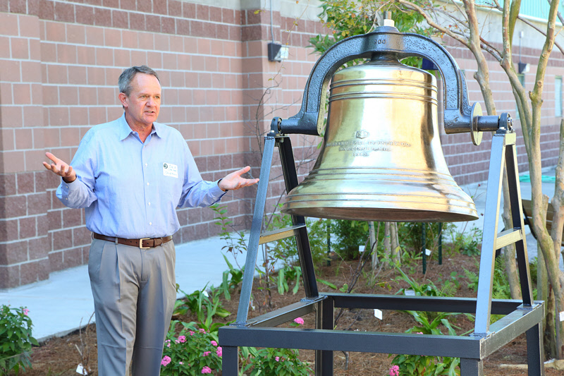 Skip talks about the bell history and refurbishing (9278)