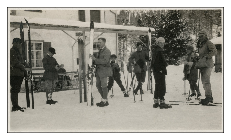 Vintage Skiing