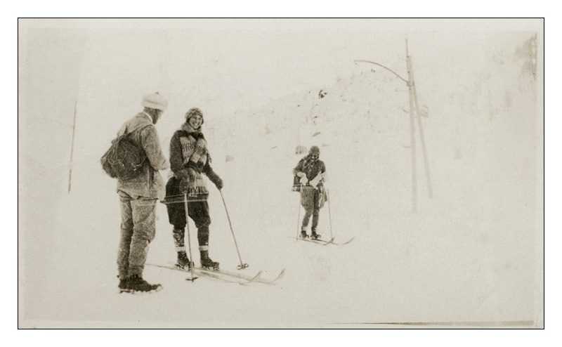 Vintage Skiing