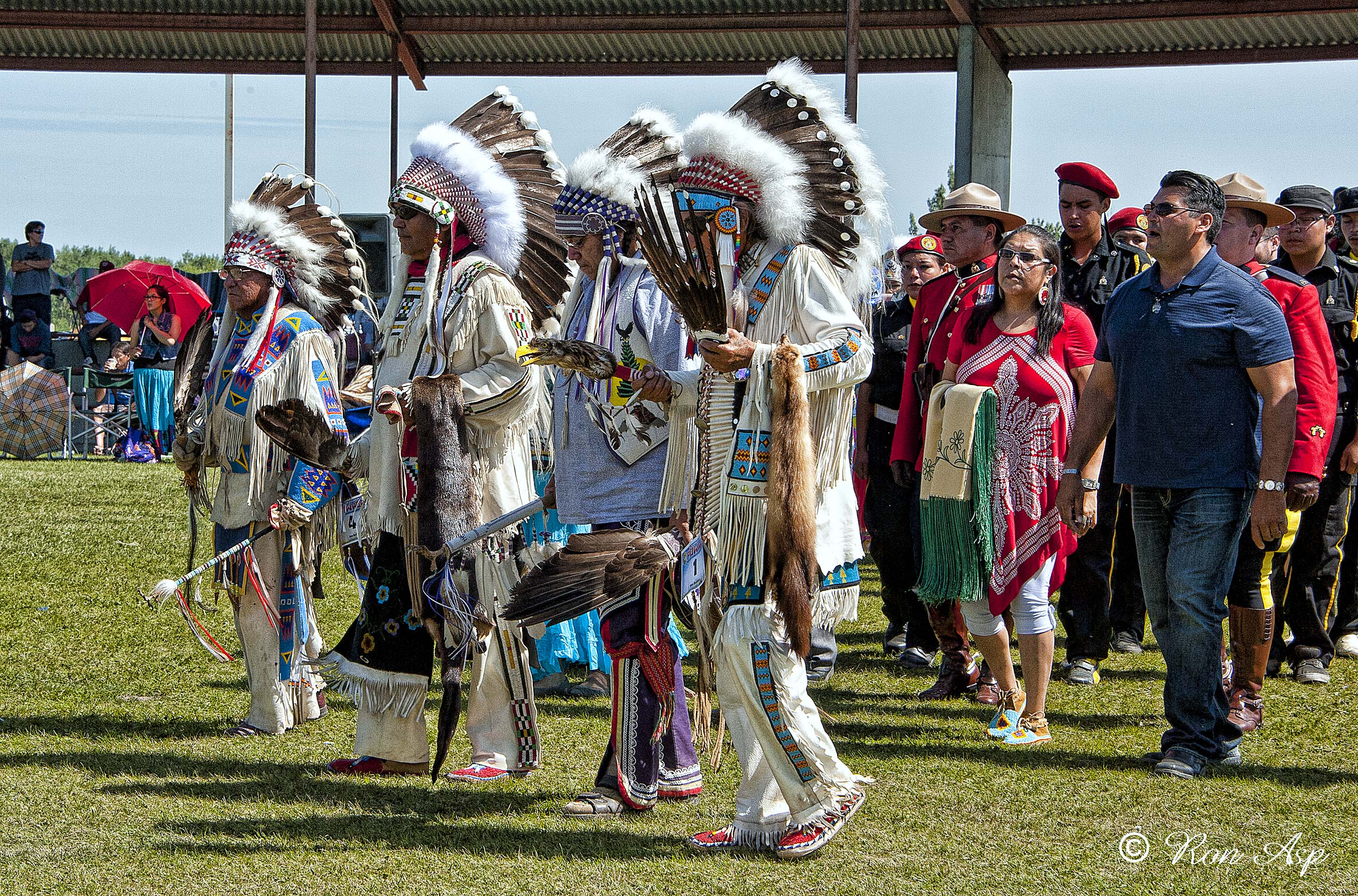 _GWW4255a.jpg  Chiefs of the Grand Entry