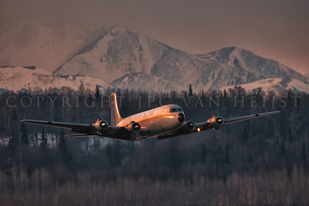 Everts Air Cargo DC6