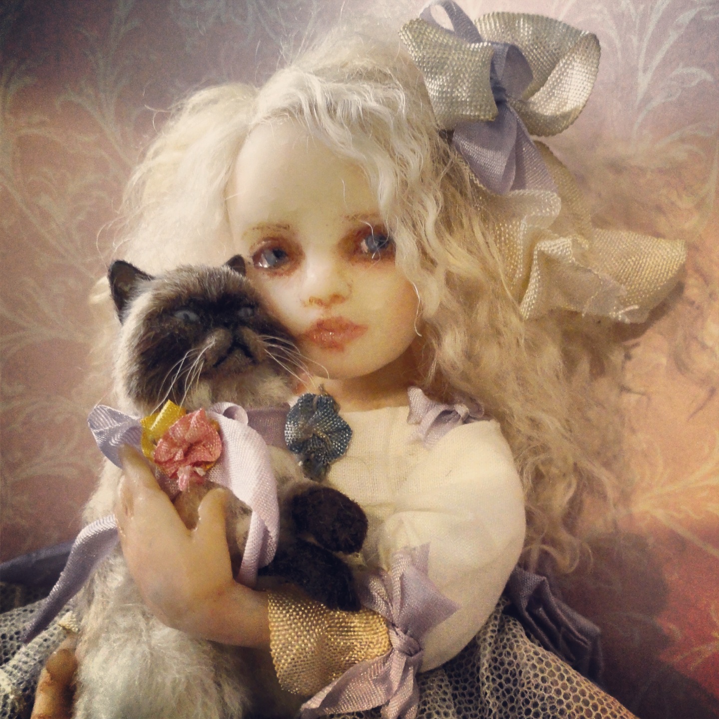 Princess Camille Cashmere (cat by Kerri Pajutee)