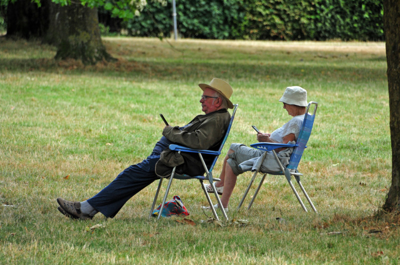 Open-air electronic reading 