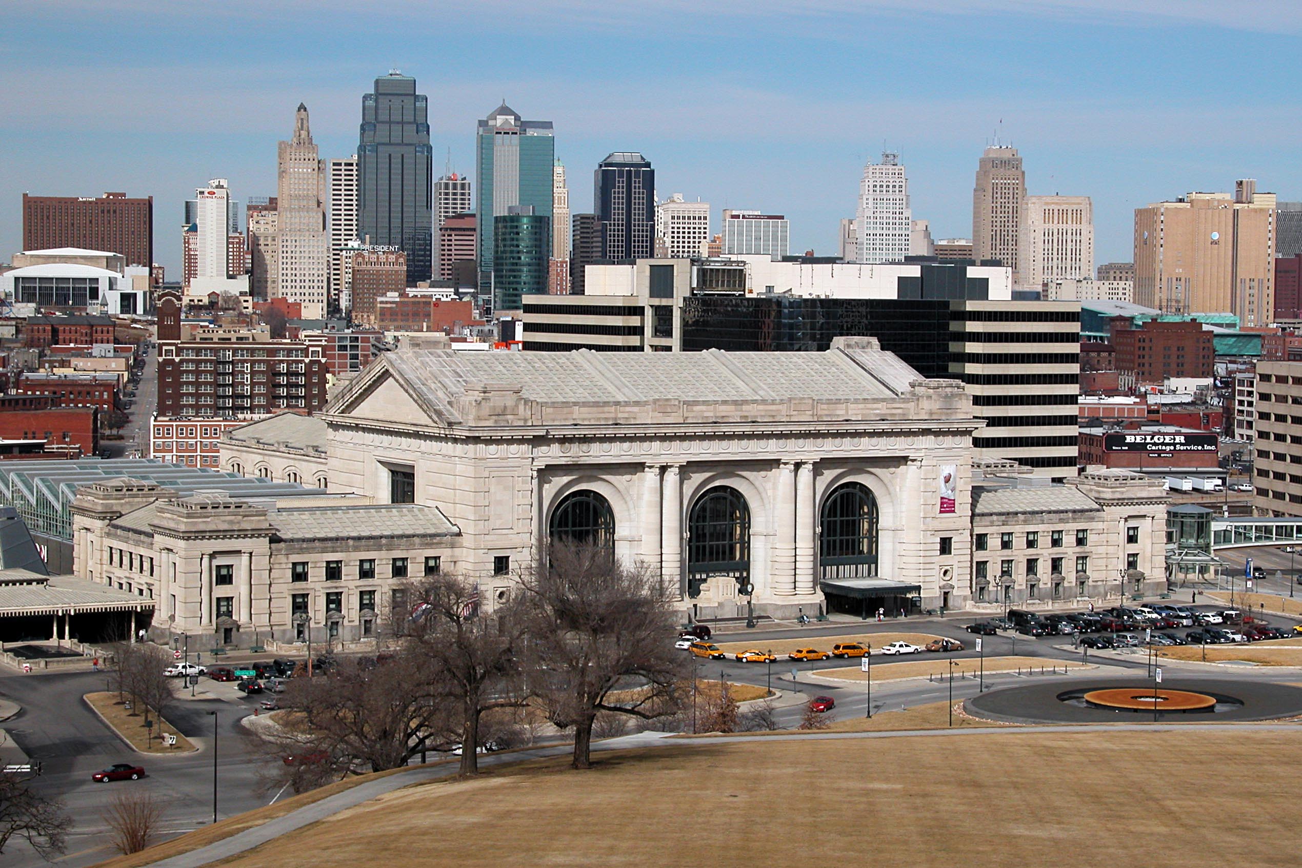Union Station and KC Skyline photo Ron Waggoner photos at